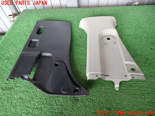 2UPJ-32567670]ハイエースバン200系(KDH206V)左センターピラートリム 中古_m0001.jpg