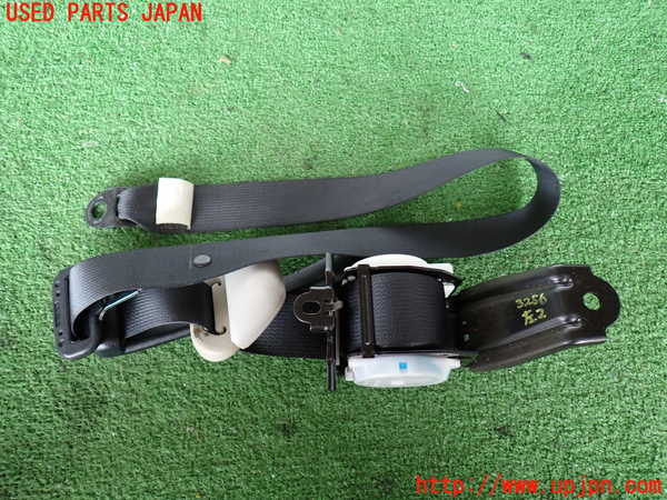 2UPJ-32567185]ハイエースバン200系(KDH206V)左2列目シートベルト 中古_m0001.jpg