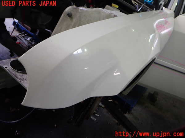 2UPJ-32571082]クライスラー・300C(LX57-)左前フェンダー 中古_m0003.jpg