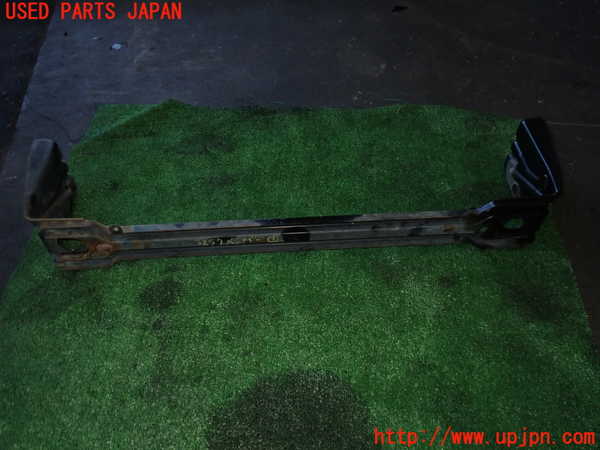 2UPJ-32575296]クライスラー・300C(LX57-)メンバー1 中古_m0001.jpg