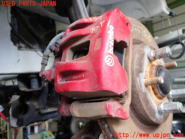 2UPJ-32574080]クライスラー・300C(LX57-)右フロントキャリパー 中古_m0001.jpg