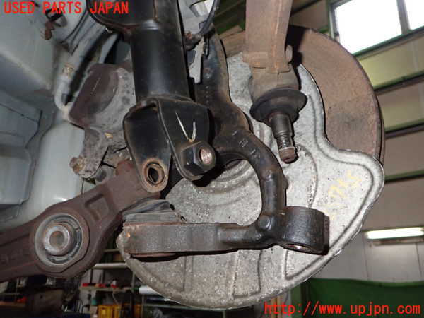 2UPJ-32574295]クライスラー・300C(LX57-)左フロントナックルハブ 中古_m0001.jpg