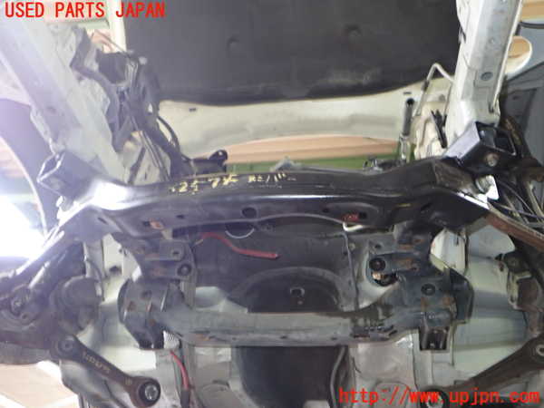 2UPJ-32575285]クライスラー・300C(LX57-)フロントメンバー 中古_m0001.jpg