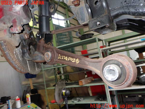 2UPJ-32575186]クライスラー・300C(LX57-)左フロントロアアーム1 中古_m0001.jpg