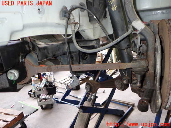 2UPJ-32575320]クライスラー・300C(LX57-)左フロントテンションロッド 中古_m0001.jpg