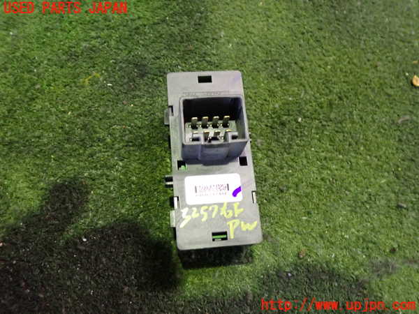 2UPJ-32576240]クライスラー・300C(LX57-)右前パワーウィンドウスイッチ 中古_m0002.jpg