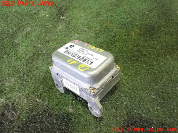 2UPJ-32576146]クライスラー・300C(LX57-)コンピューター1(ヨーレートセンサー) 中古_m0001.jpg