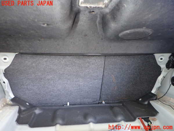 2UPJ-32577385]クライスラー・300C(LX57-)リアシート 中古_m0004.jpg