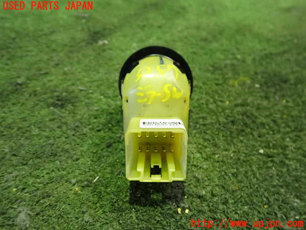 2UPJ-32576280]クライスラー・300C(LX57-)ミラースイッチ 中古_m0002.jpg