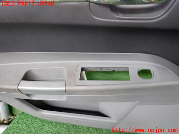 2UPJ-32571264]クライスラー・300C(LX57-)左前ドア内張り 中古_m0002.jpg