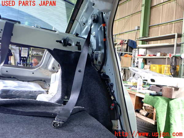 2UPJ-32577185]クライスラー・300C(LX57-)左2列目シートベルト 中古_m0001.jpg