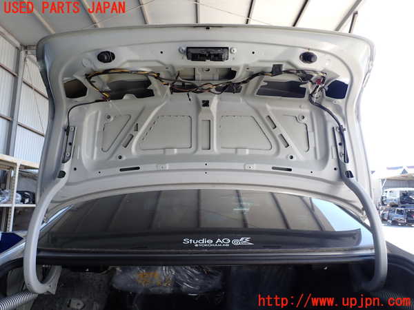 2UPJ-32581500]BMW 535i(FR35)トランク 中古_m0002.jpg