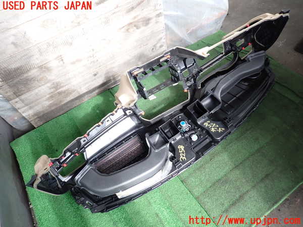 2UPJ-32587505]BMW 535i(FR35)ダッシュボード 中古_m0003.jpg