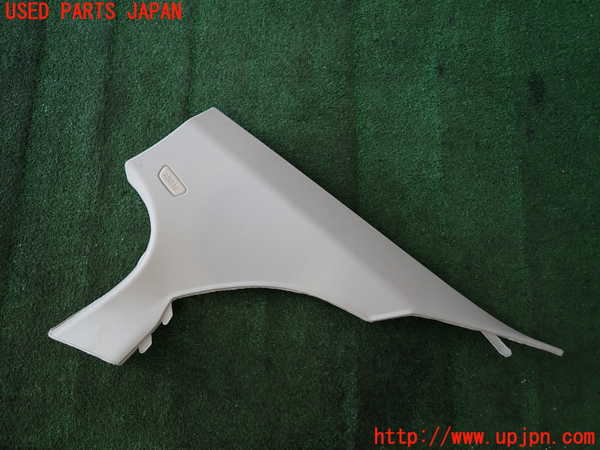 2UPJ-32587675]BMW 535i(FR35)右リアピラートリム 中古_m0001.jpg