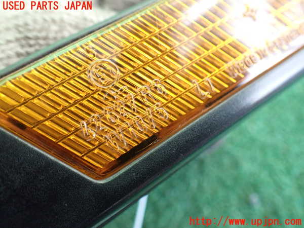 2UPJ-32591162]BMW 520i (E28)(不明)左ウィンカーレンズ 中古_m0003.jpg