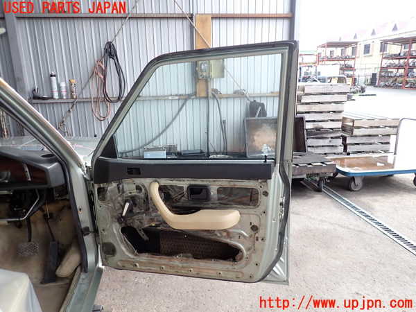 2UPJ-32591230]BMW 520i (E28)(不明)右前ドア (43R-001027 M102) 中古_m0004.jpg