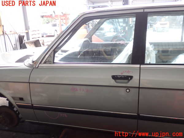 2UPJ-32591260]BMW 520i (E28)(不明)左前ドア (43R-001027 M102) 中古_m0001.jpg