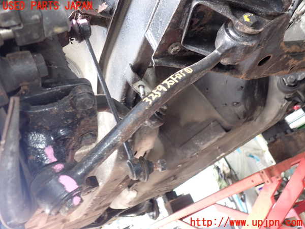 2UPJ-32595176]BMW 520i (E28)(不明)右フロントロアアーム1 中古_m0001.jpg