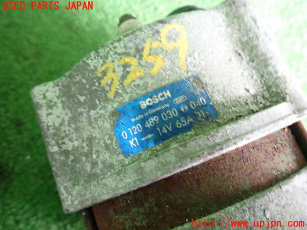 2UPJ-32596015]BMW 520i (E28)(不明)オルタネーター(ダイナモ) 中古_m0003.jpg