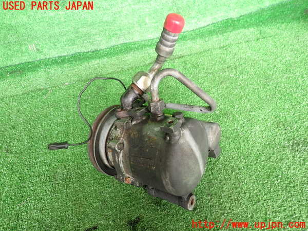 2UPJ-32596025]BMW 520i (E28)(不明)エアコンコンプレッサー 中古_m0002.jpg