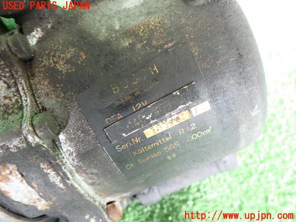2UPJ-32596025]BMW 520i (E28)(不明)エアコンコンプレッサー 中古_m0003.jpg