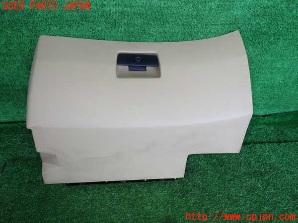 2UPJ-32597516]BMW 520i (E28)(不明)グローブボックス1 中古_m0001.jpg