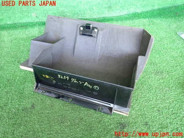 2UPJ-32597516]BMW 520i (E28)(不明)グローブボックス1 中古_m0003.jpg
