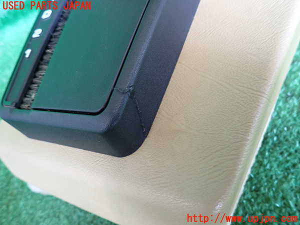 2UPJ-32597549]BMW 520i (E28)(不明)コンソール 中古_m0002.jpg
