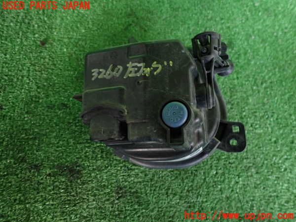 2UPJ-32601182]BMW アクティブハイブリッド5(AH5)(FZ35)(F10)左フォグ 中古_m0002.jpg