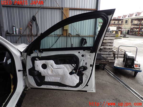 2UPJ-32601230]BMW アクティブハイブリッド5(AH5)(FZ35)(F10)右前ドア 中古(43R-00050 M62)_m0004.jpg