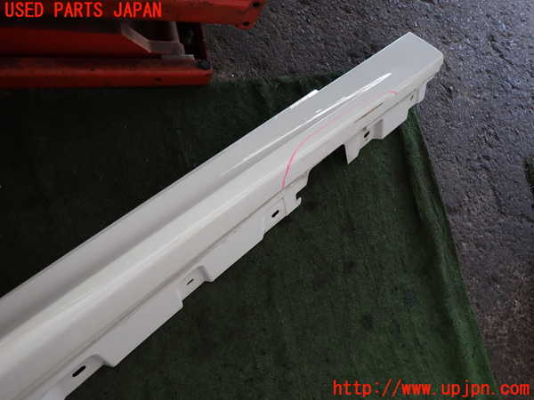2UPJ-32601390]BMW アクティブハイブリッド5(AH5)(FZ35)(F10)右サイドステップ 中古_m0002.jpg