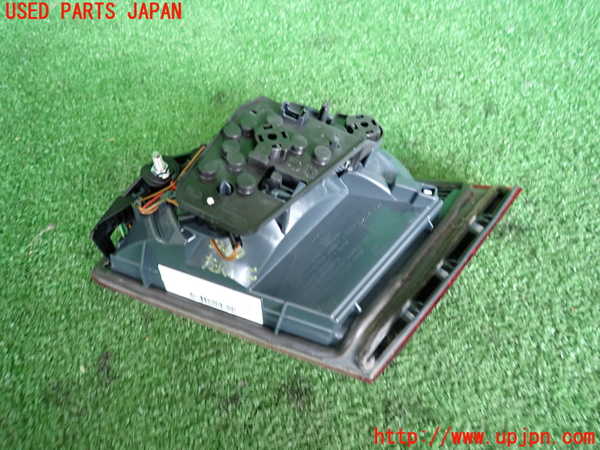 2UPJ-32601552]BMW アクティブハイブリッド5(AH5)(FZ35)(F10)左リアフィニッシャー 中古_m0002.jpg