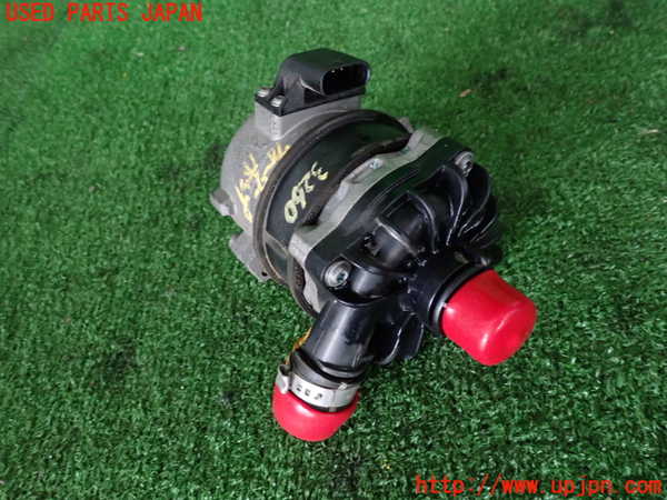 2UPJ-32602110]BMW アクティブハイブリッド5(AH5)(FZ35)(F10)ウォーターポンプ 中古_m0001.jpg