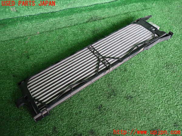 2UPJ-32602322]BMW アクティブハイブリッド5(AH5)(FZ35)(F10)ラジエーター2 中古_m0002.jpg