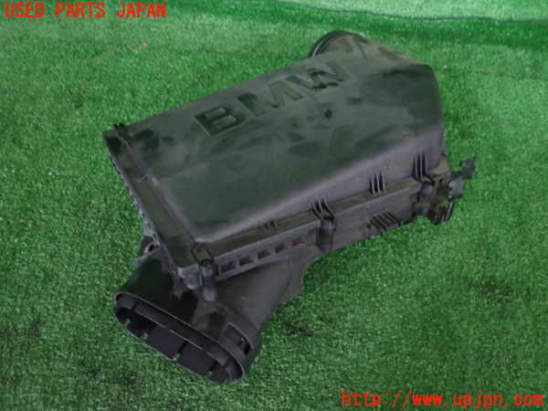 2UPJ-32602560]BMW アクティブハイブリッド5(AH5)(FZ35)(F10)エアクリーナーボックス 中古_m0001.jpg