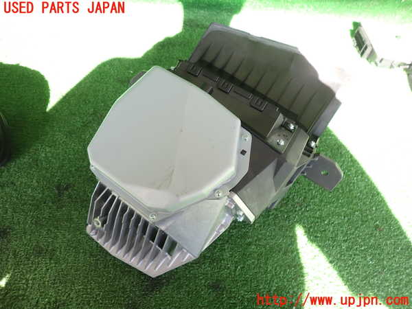 2UPJ-32606239]BMW アクティブハイブリッド5(AH5)(FZ35)(F10)メーター・その他 中古_m0002.jpg