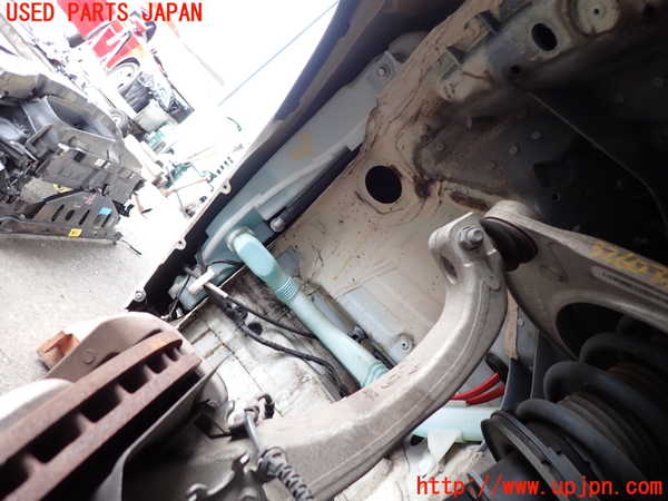 2UPJ-32606791]BMW アクティブハイブリッド5(AH5)(FZ35)(F10)ウォッシャータンク1 中古_m0002.jpg
