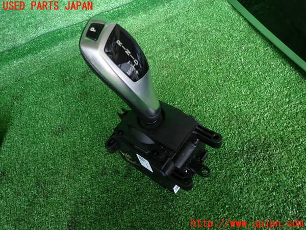 2UPJ-32607555]BMW アクティブハイブリッド5(AH5)(FZ35)(F10)ATシフトレバー 中古_m0001.jpg