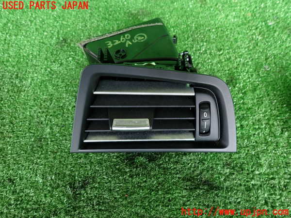 2UPJ-32607527]BMW アクティブハイブリッド5(AH5)(FZ35)(F10)エアコン吹き出し口2 (右) 中古_m0001.jpg