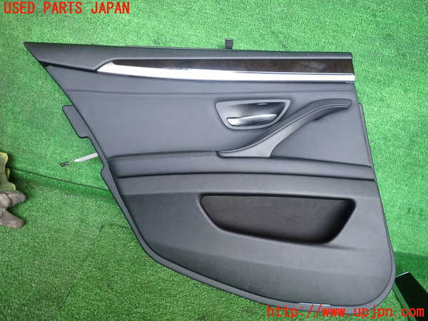 2UPJ-32601324]BMW アクティブハイブリッド5(AH5)(FZ35)(F10)左後ドア内張り 中古_m0001.jpg