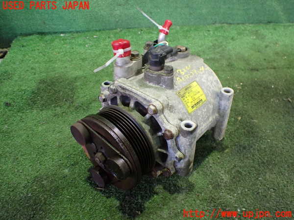 2UPJ-32616025]エクリプス スパイダー(D53A)エアコンコンプレッサー 中古_m0001.jpg