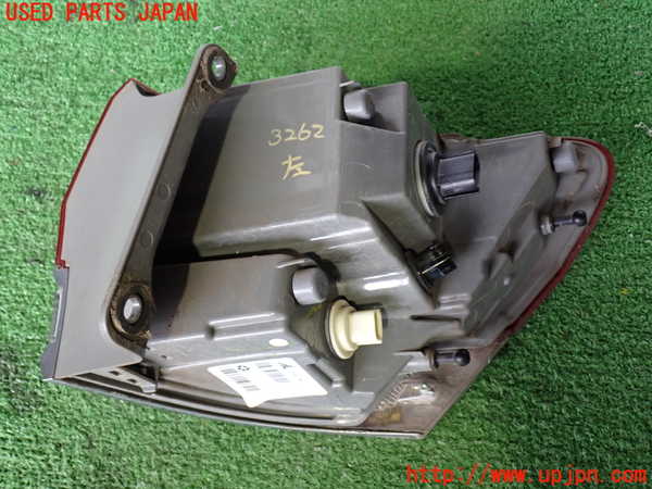 2UPJ-32621536]ジープ・グランドチェロキー(WK36T)左テールランプ 中古_m0004.jpg