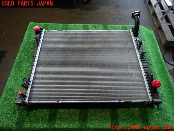 2UPJ-32622321]ジープ・グランドチェロキー(WK36T)ラジエーター1 中古_m0003.jpg