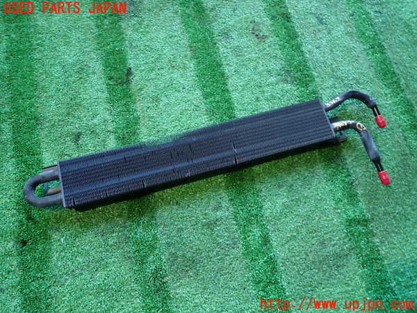 2UPJ-32622481]ジープ・グランドチェロキー(WK36T)オイルクーラー1 中古_m0001.jpg