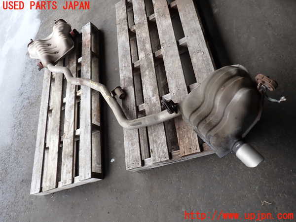 2UPJ-32622671]ジープ・グランドチェロキー(WK36T)リアマフラー1 中古_m0001.jpg