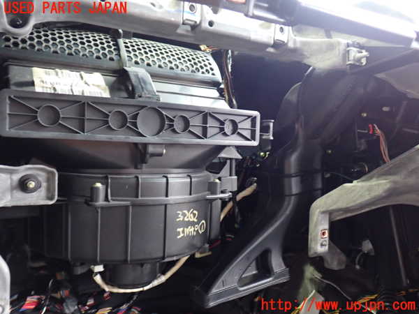 2UPJ-32626081]ジープ・グランドチェロキー(WK36T)エバポレーター1 中古_m0003.jpg