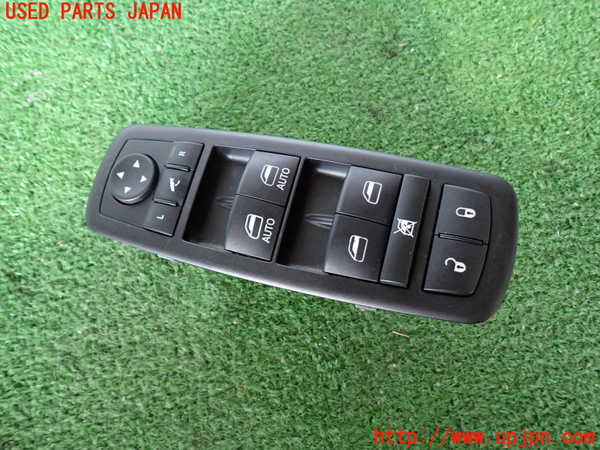 2UPJ-32626240]ジープ・グランドチェロキー(WK36T)右前パワーウィンドウスイッチ 中古_m0001.jpg