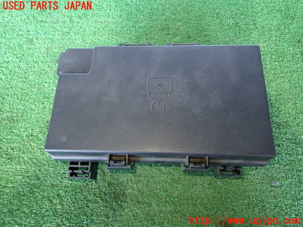 2UPJ-32626741]ジープ・グランドチェロキー(WK36T)ヒューズボックス1 中古_m0001.jpg
