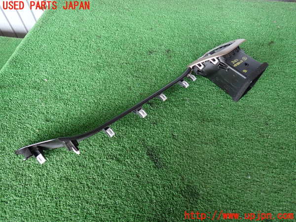 2UPJ-32627527]ジープ・グランドチェロキー(WK36T)エアコン吹き出し口2 中古_m0002.jpg