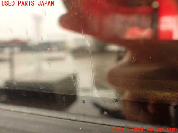 2UPJ-32631380]フェアレディZ(GCZ32)右クォーターガラス 中古(43R-001134 M31.68)_m0003.jpg